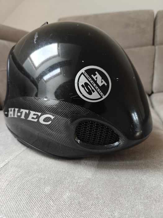 Kask paralotniowy Hi-Tec carbon