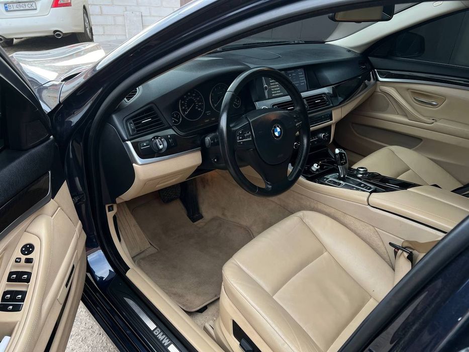 Продам  BMW 528  F10.