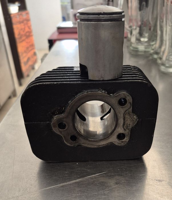 Cilindro 50 cc para PIAGGIO CIAO/PX/SI/Bravo/Superbravo/Grillo/Boss 50