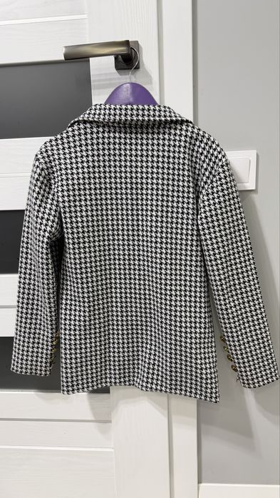 Піджачок на дівчинку