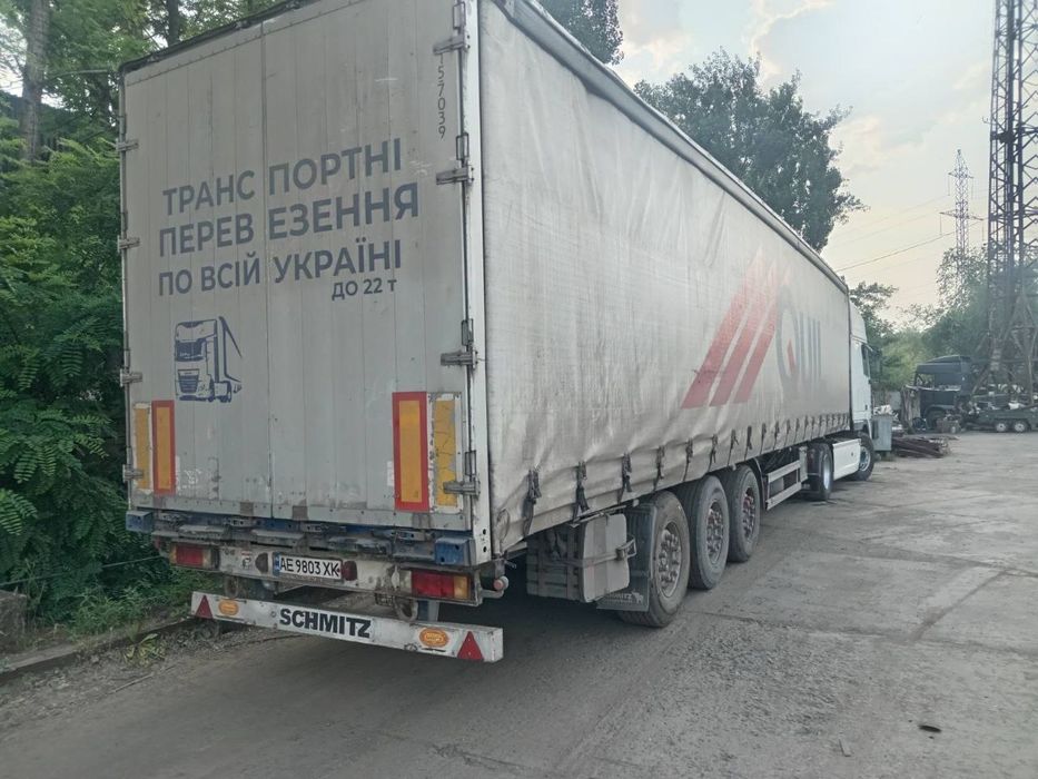Продам тягач з прицепом DAF