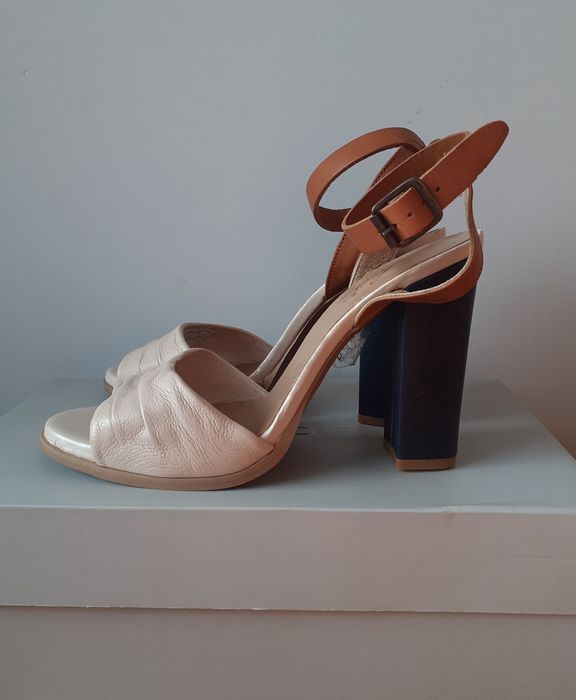 Sandałki Levi's 37,5