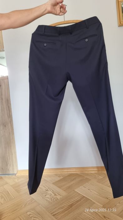 Garnitur granatowy wełniany wełna