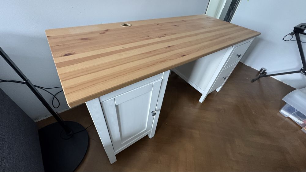 Biurko IKEA Hemnes