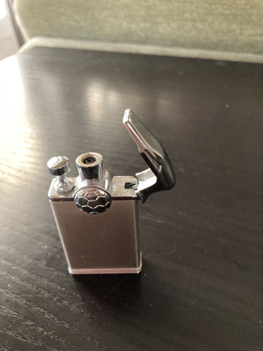 Isqueiro comemorativo Copa do Mundo FIFA 2006