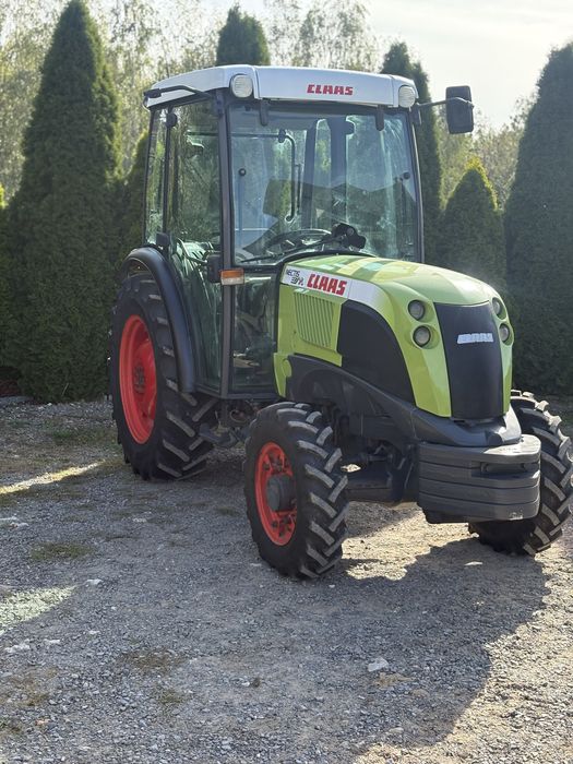 Ciągnik sadowniczy Claas Nectis 227 Vl