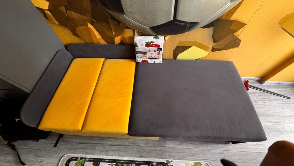Łóżko 180x80 z aksamitnego materiału