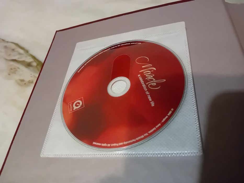 Álbum de Fotos com Cd Miracle