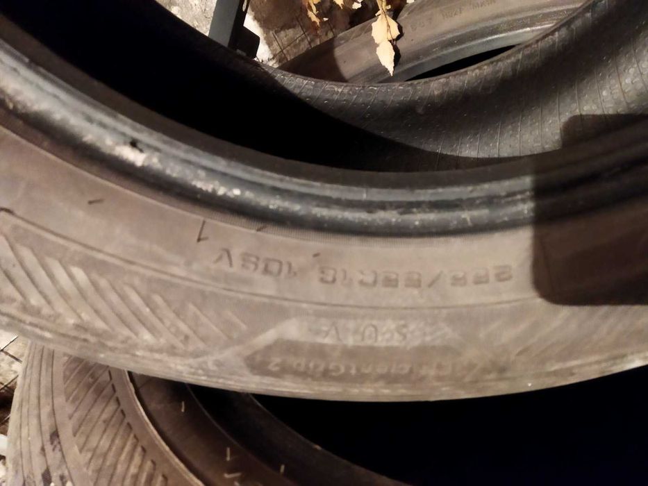 Шини 255/55R18 таурег