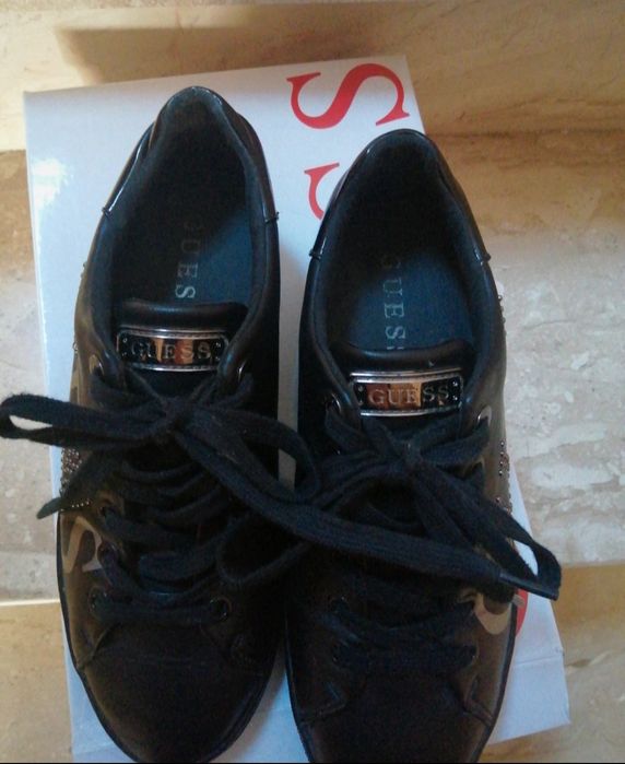 Czarne buty guess 37