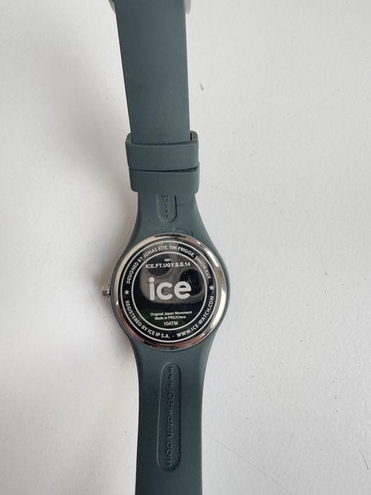 Relógio Ice verde água