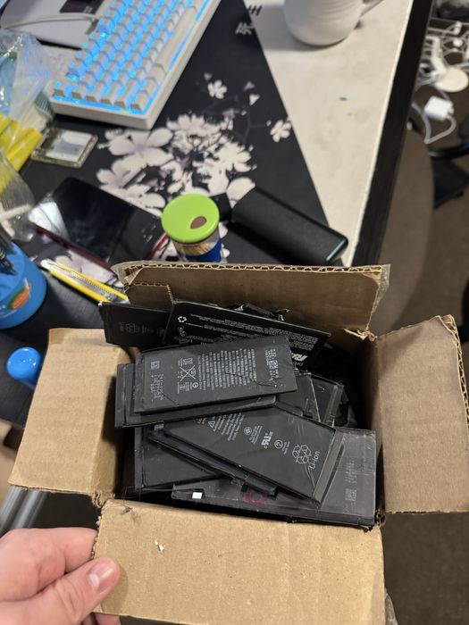 Лот техніки apple android