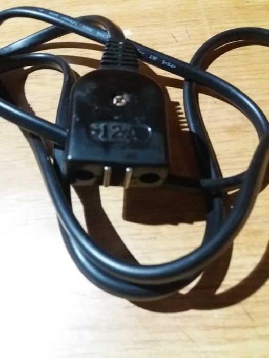 кабель питания на магните 12а\220в для кухонной техники