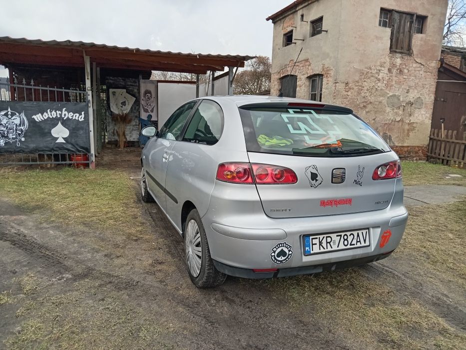 Seat Ibiza 1,4 16V  2005r