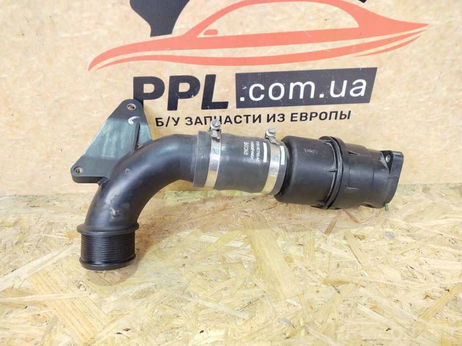 Ford Kuga II Mk2 12- Focus III Mk3 Патрубок интеркулера F1B1-6C750-AC