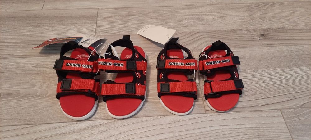 Сандалі для хлопчика 18/19 та 20/21 нові