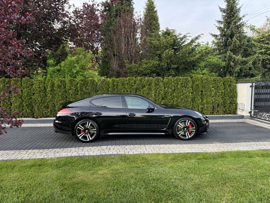 Porsche Panamera GTS 2014r