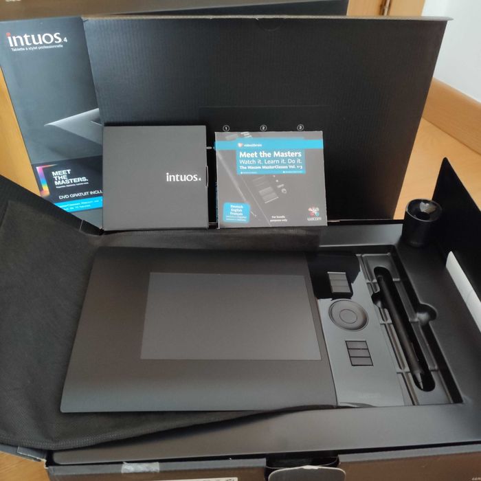 Mesa digital WACOM PRO semi-nova. Oportunidade!