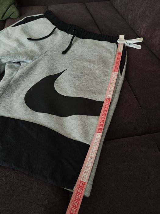 Шорти найк nike S розмір