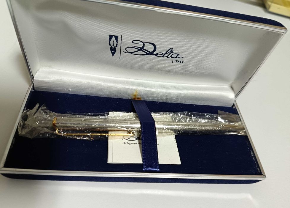 Caneta de Luxo em PRATA prata "Delta" made Italy