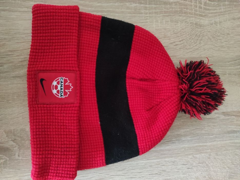 Czapka Nike Canada one size czerwona