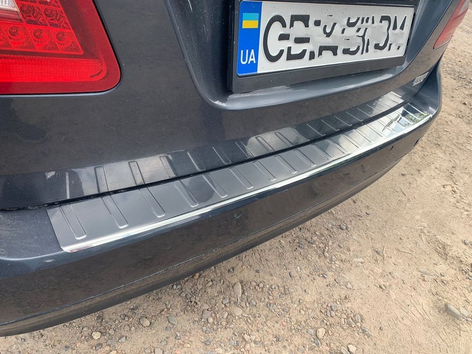 Mercedes E-class W211, W212, W213 Хром накладка на задний бампер (нерж