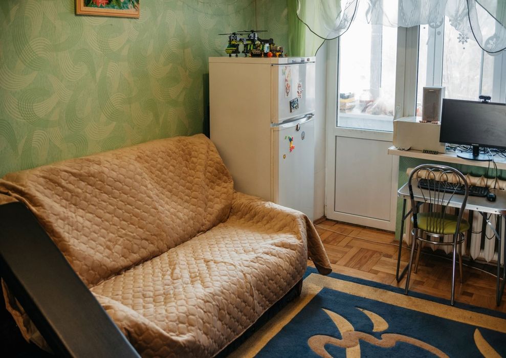 2к. Центр міста. Цегляний будинок.Євробалкон.