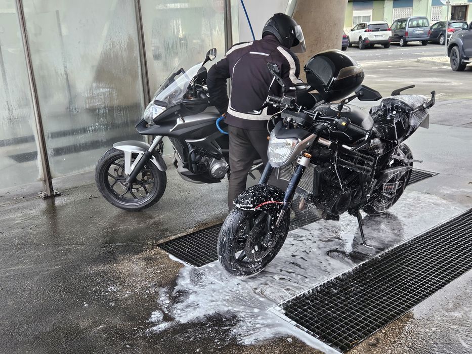Vendo ou troco  Hyousung 650gt
