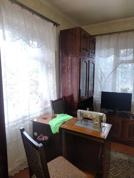 Продам пол дома 25м2. Жилое состояние. г. Мерефа. ТОРГ   SM