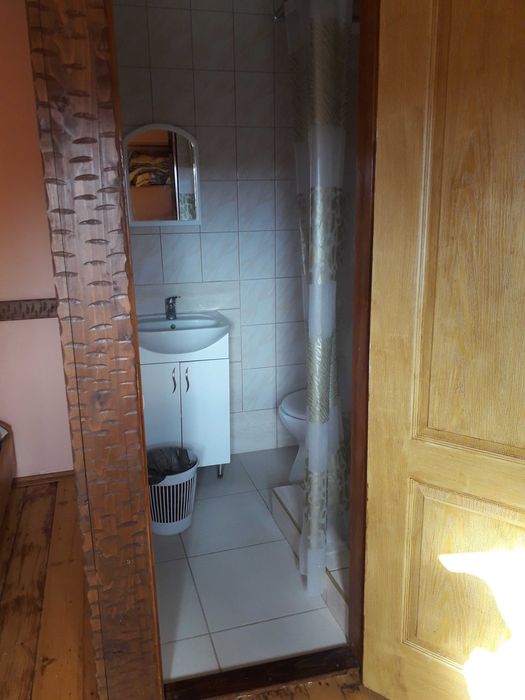 Будинок в Закарпатті продам/здам посуточно або на довготривалий строк.