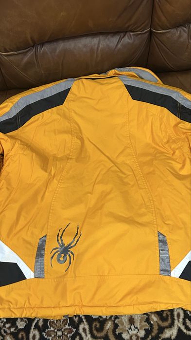 Лижная, сноубордическая куртка Spyder