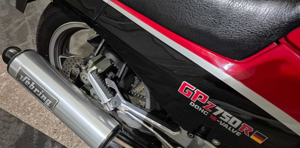 Kawasaki Gpz 750 R