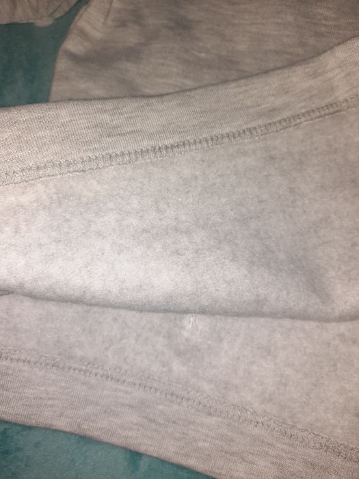 Дуже гарний світшот для дівчинки