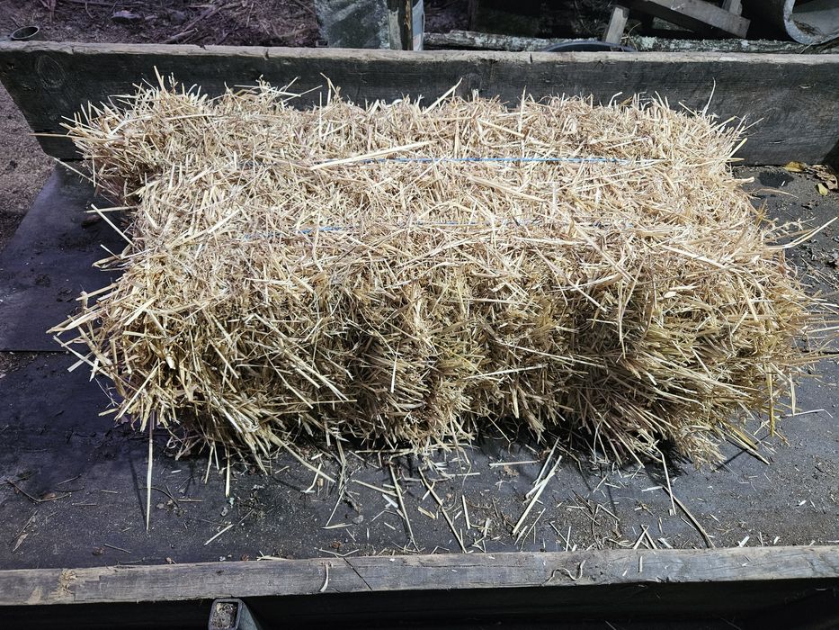 Vendo Fardos de Palha