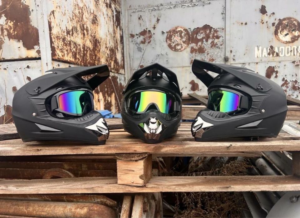 Мотошолом, шлем для мотоцикла, мотоекіп, шолом кроссовий кросовий шлем