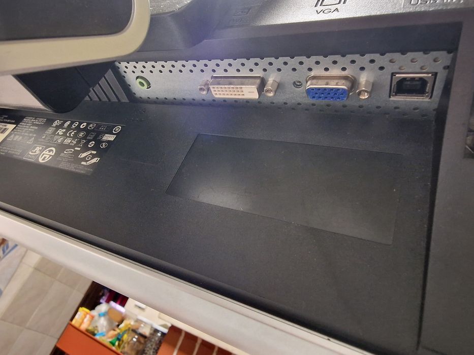 Monitor HP W2207 - 22" Rotativo