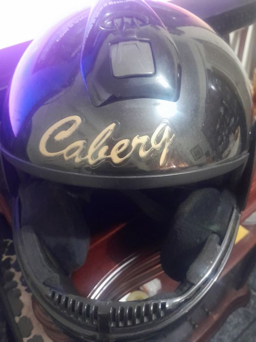 2 capacetes UNISEXO estado novo 10€