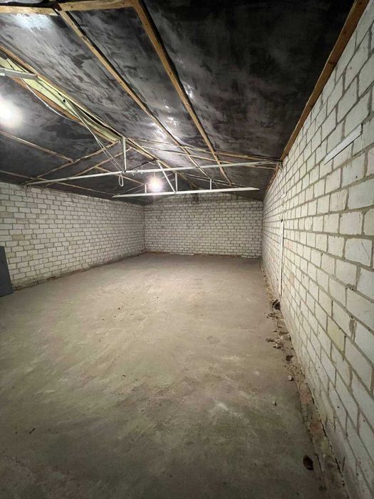 БЕЗ ОПЛАТЫ УСЛУГ АН - Аренда складов 100м2 +70м2 + 100м2 потолок 3-4м.