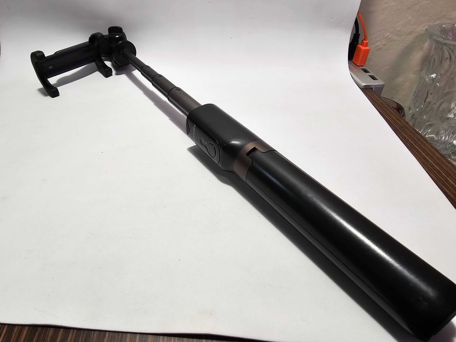 Селфі-стик, монопод Blitzwolf BW-BS3 з Bluetooth керуванням