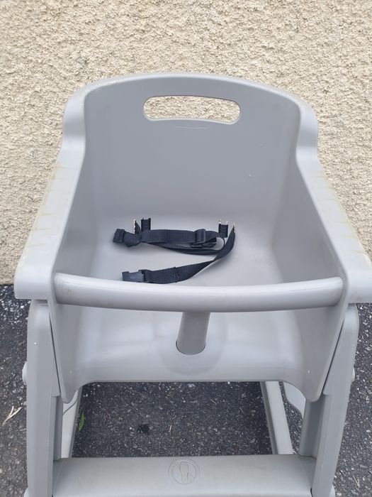Cadeira de bebé Rubbermaid