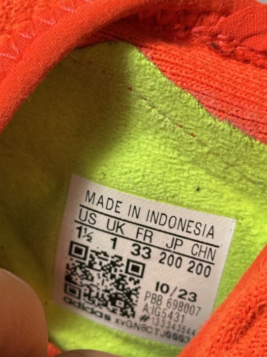 Adidas сороконожки оригинал 33 размер бутсы детские копы футбольные