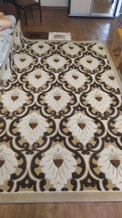 Продам ковёр килим 2ширина 2.90длина