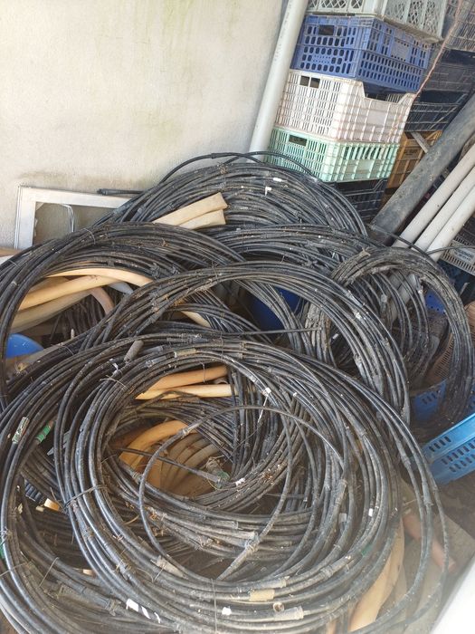 Tubo de regra com goteadores