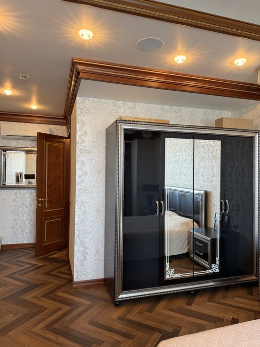 Продаж 3-кімнатної квартири 143,9 м²  ЖК  Da Vinci | вул. Олеся Гончара, 35 | Золоті ворота