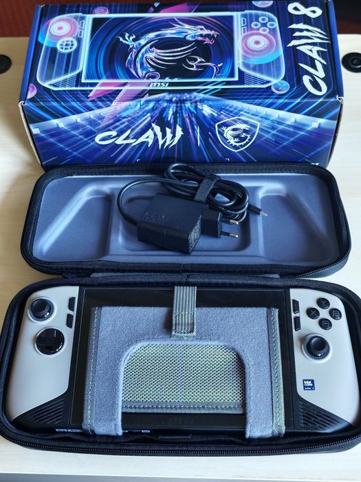 MSI Claw 8 AI+ A2VM 1TB + case Jsaux