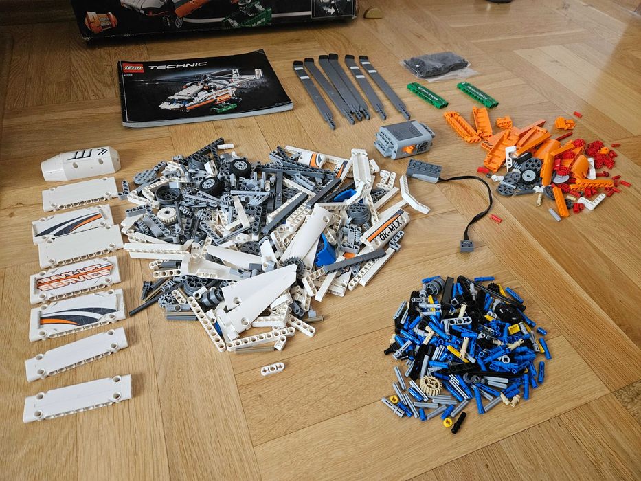 Lego Technic 42052 Śmigłowiec towarowy