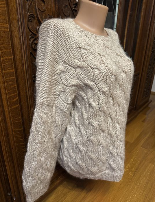 Светр розмір M-L