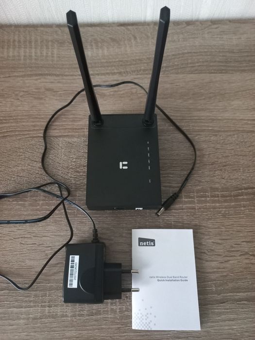 Маршрутизатор   Wi-Fi роутер Netis N4 AC1200