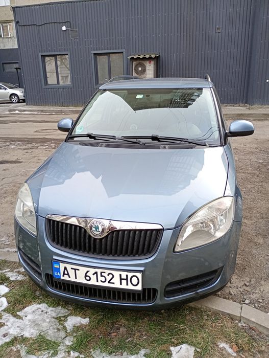 Шкода Фабія 2009 рік