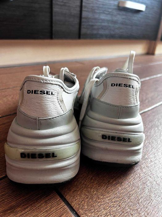 Кросівки оригінальні Diesel 39
